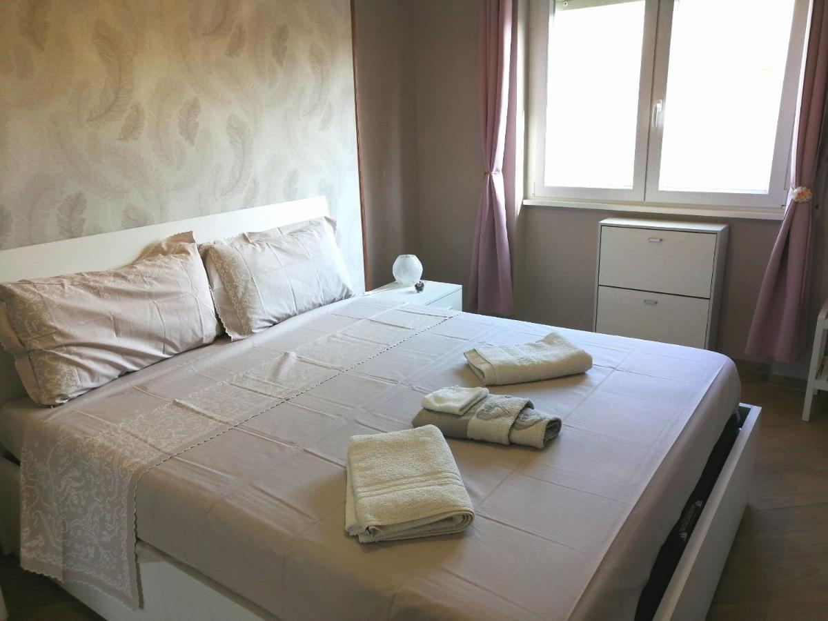 Due Torri Roma Guest House Exterior foto